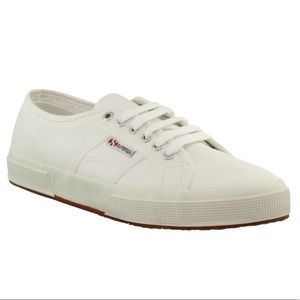 BNIB white Superga Cotu 2750 size 41 (fits 40)
